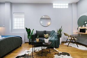 SAZIHOME Old Town Hanoi