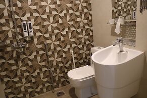 Sab Hotel & Residences