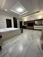 De James Hotels & Suites