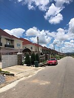 De James Hotels & Suites