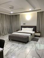 De James Hotels & Suites