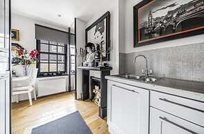 Unique Gem in Kensington