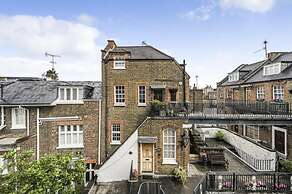 Unique Gem in Kensington