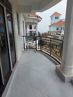 Beautiful 2-bed Apartment in Akright City Bwebajja