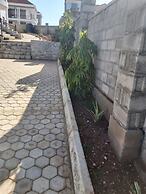 Beautiful 2-bed Apartment in Akright City Bwebajja