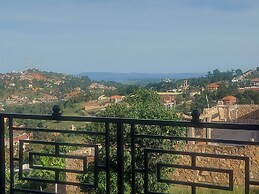 Beautiful 2-bed Apartment in Akright City Bwebajja