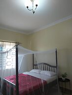 Beautiful 2-bed Apartment in Akright City Bwebajja