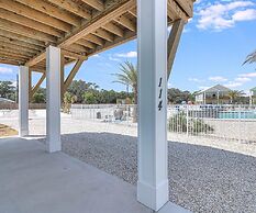 Sunshine And Flip Flops Sp114 4 Bedroom Home by RedAwning