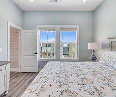 Sunshine And Flip Flops Sp114 4 Bedroom Home by RedAwning