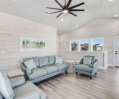 Sunshine And Flip Flops Sp114 4 Bedroom Home by RedAwning