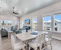 Sunshine And Flip Flops Sp114 4 Bedroom Home by RedAwning