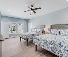 Sunshine And Flip Flops Sp114 4 Bedroom Home by RedAwning