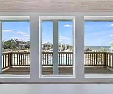 Sunshine And Flip Flops Sp114 4 Bedroom Home by RedAwning