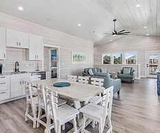 Sunshine And Flip Flops Sp114 4 Bedroom Home by RedAwning