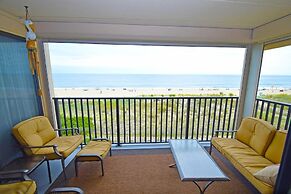 Amber Waves 300 3 Bedroom Condo by RedAwning