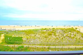 Amber Waves 300 3 Bedroom Condo by RedAwning