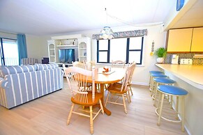 Amber Waves 300 3 Bedroom Condo by RedAwning