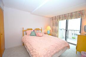 Amber Waves 300 3 Bedroom Condo by RedAwning