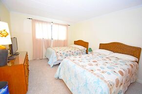 Amber Waves 300 3 Bedroom Condo by RedAwning