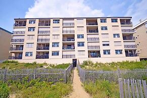 Amber Waves 300 3 Bedroom Condo by RedAwning