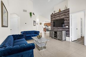 Glamorous House in DISNEY AREA Heated Private Pool