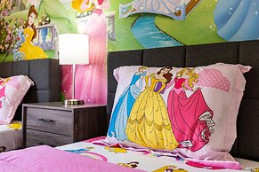 Glamorous House in DISNEY AREA Heated Private Pool