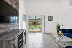 Glamorous House in DISNEY AREA Heated Private Pool