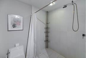 Amazing Family Apt with Pool at Midblock Miami