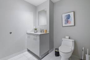 Amazing Family Apt with Pool at Midblock Miami