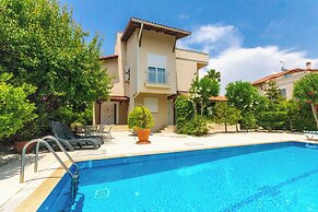 Paradise Town Villa Beldora