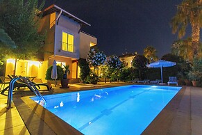 Paradise Town Villa Beldora