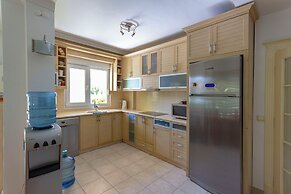 Paradise Town Villa Beldora