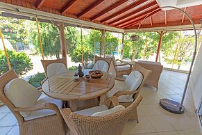 Paradise Town Villa Beldora