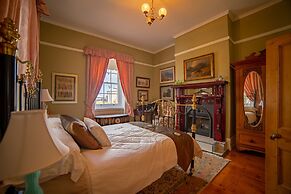 Poet's Cottage Stanley