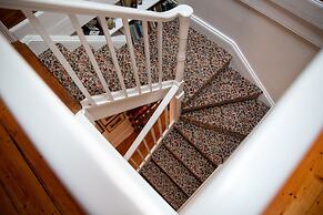 Poet's Cottage Stanley