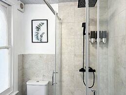 Erin Court Mansion -Suite 10