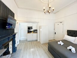 Erin Court Mansion -Suite 10