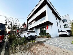 Apricot Garden Hotel