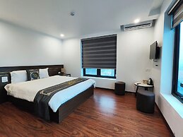 Apricot Garden Hotel