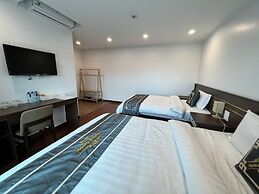 Apricot Garden Hotel