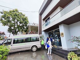 Apricot Garden Hotel