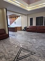 Sadanand's Highway Inn