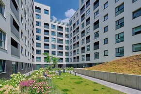 3 Bedroom Gwiaździsta 18 by Renters