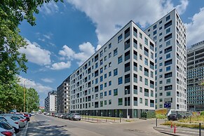 3 Bedroom Gwiaździsta 18 by Renters