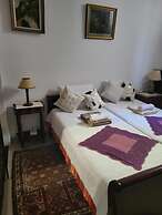 Room-sintra Lousa Twin Guest Room With P