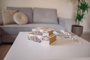 Helen Sweet Home in Kounoupidiana