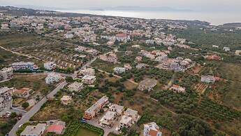 Helen Sweet Home in Kounoupidiana