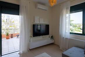 Helen Sweet Home in Kounoupidiana