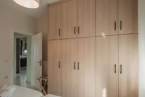 Helen Sweet Home in Kounoupidiana