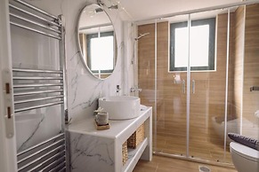 Helen Sweet Home in Kounoupidiana